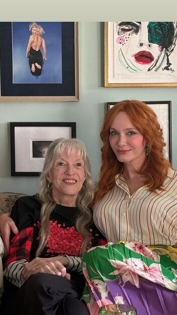 Christina hendricks leaked private photo uncensored HD quality