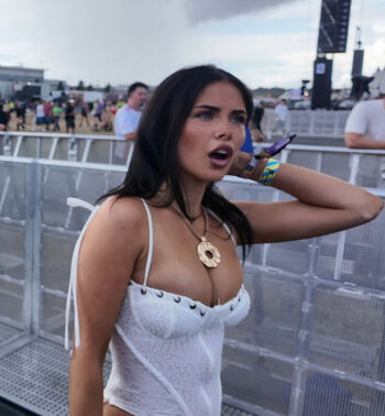 Clarissa bea page leaked private photo uncensored HD quality