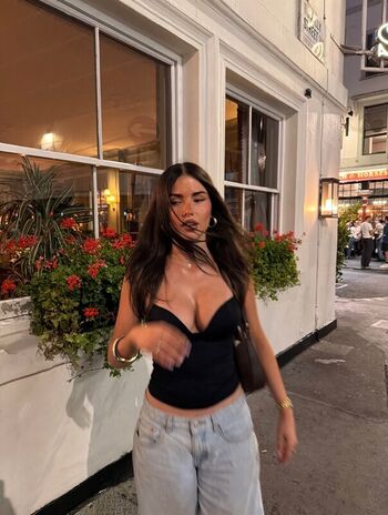 Clarissa bea leaked private photo uncensored HD quality