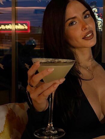 Clarissa bea leaked private photo uncensored HD quality