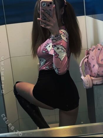 Crystalmarykitty leaked private photo uncensored HD quality