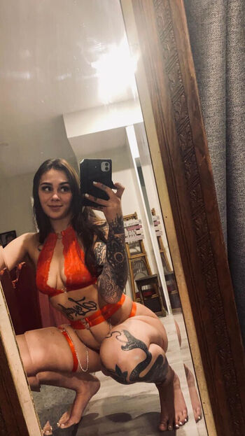 Curvy goddesses page leaked private photo uncensored HD quality