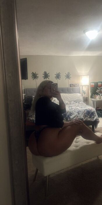 Curvy goddesses leaked private photo uncensored HD quality
