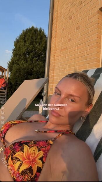 Dagi bee  page leaked private photo uncensored HD quality