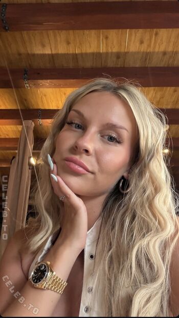 Dagi bee  page leaked private photo uncensored HD quality