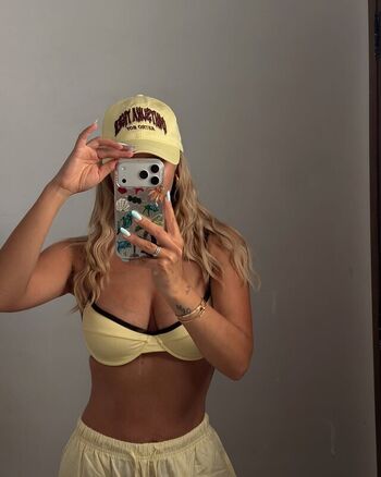 Dagibee leaked private photo uncensored HD quality