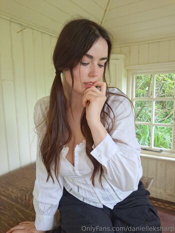 Daniimee  page leaked private photo uncensored HD quality