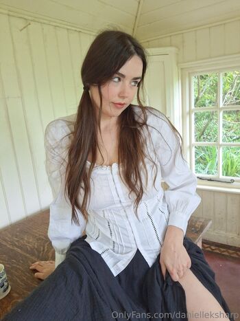 Daniimee  page leaked private photo uncensored HD quality
