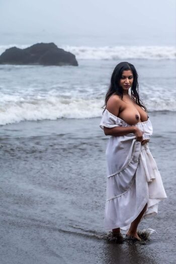 Devi the model page leaked private photo uncensored HD quality