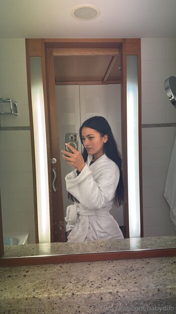Dilanyesilgoz leaked private photo uncensored HD quality