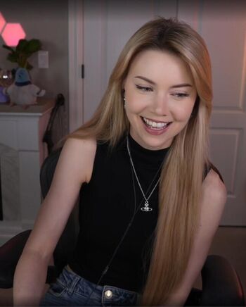 Dizzykitten leaked private photo uncensored HD quality