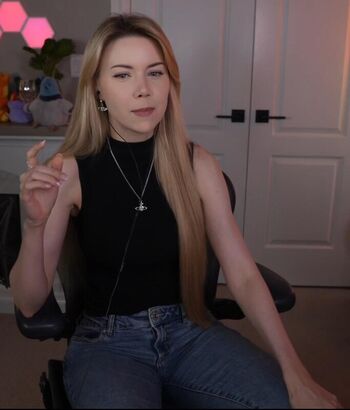 Dizzykitten leaked private photo uncensored HD quality
