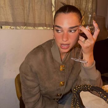 Dua lipa  page leaked private photo uncensored HD quality