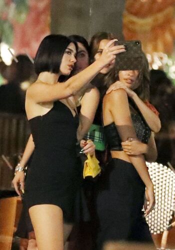 Dua lipa  page leaked private photo uncensored HD quality