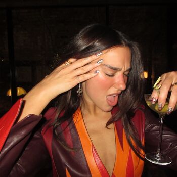 Dua lipa  page leaked private photo uncensored HD quality