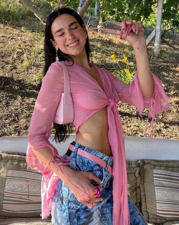 Dua lipa  page leaked private photo uncensored HD quality