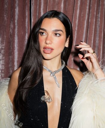 Dua lipa  page leaked private photo uncensored HD quality