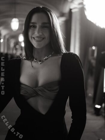 Dua lipa  page leaked private photo uncensored HD quality