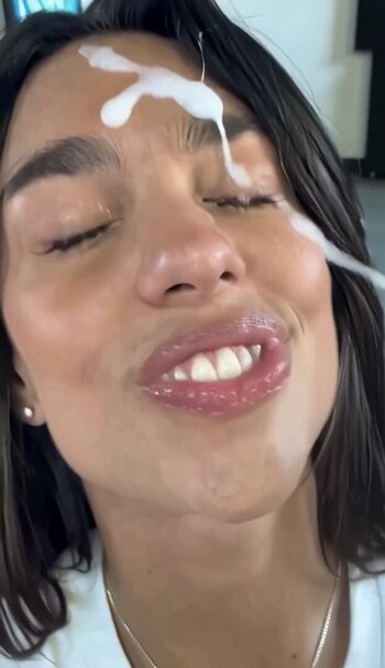 Dua lipa  page leaked private photo uncensored HD quality