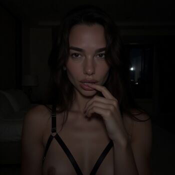 Dua lipa  page leaked private photo uncensored HD quality