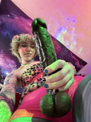 Dutifuldolly  page leaked private photo uncensored HD quality