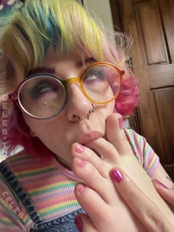 Dutifuldolly  page leaked private photo uncensored HD quality