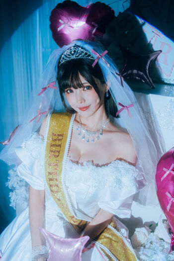 Eeelyeee  page leaked private photo uncensored HD quality