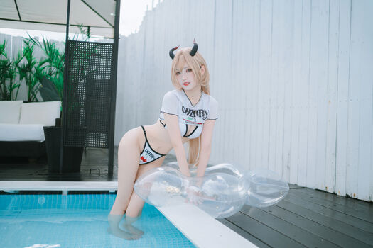 Eeelyeee  page leaked private photo uncensored HD quality