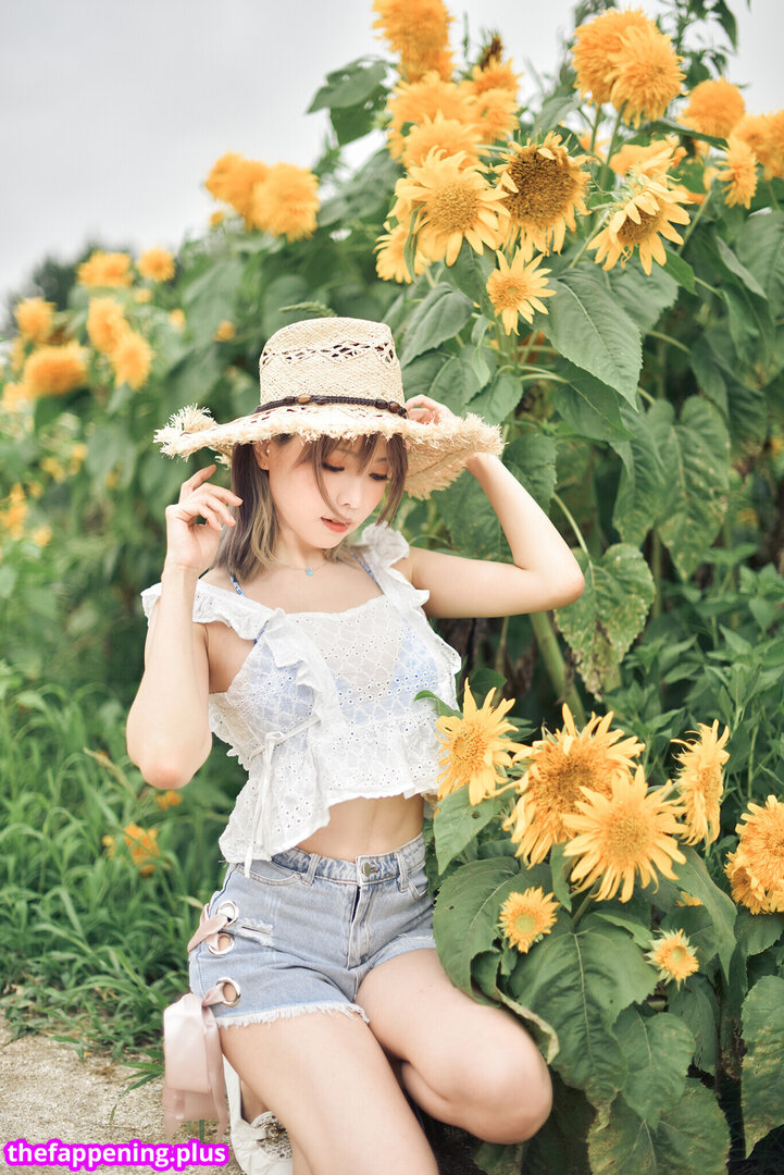 Eeelyeee / leaked private photo uncensored HD quality