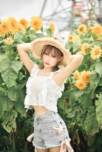 Eeelyeee leaked private photo uncensored HD quality