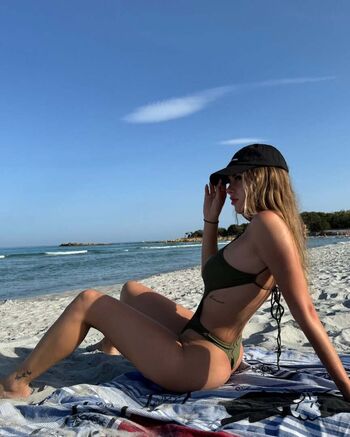 Elisa pellegrino  page leaked private photo uncensored HD quality