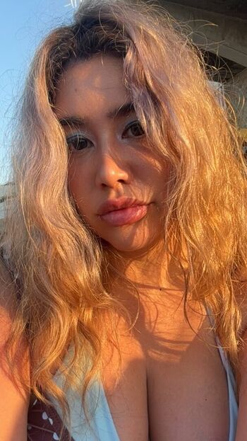 Elise asmr  page leaked private photo uncensored HD quality