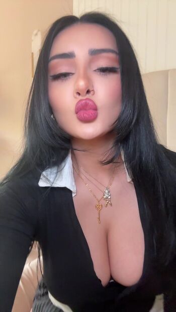 Elizalovez leaked private photo uncensored HD quality