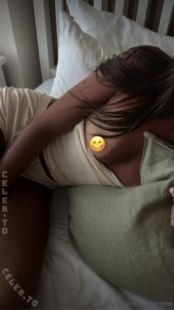 Ellapetiteee leaked private photo uncensored HD quality