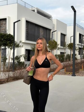 Emilia bte page leaked private photo uncensored HD quality