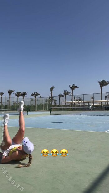 Emilia bte page leaked private photo uncensored HD quality