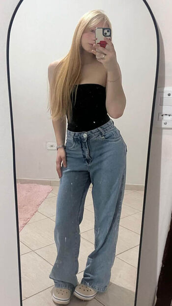 Emilly pimentel page leaked private photo uncensored HD quality