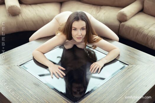 Emily bloom leaked private photo uncensored HD quality