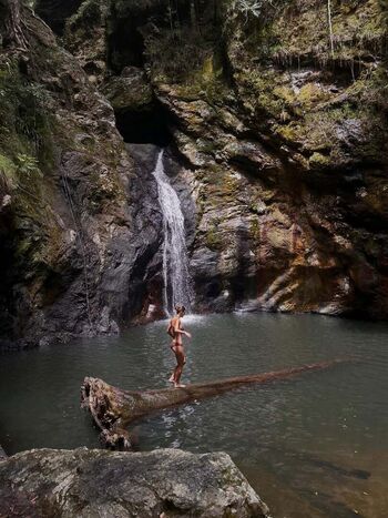 Emily feld  page leaked private photo uncensored HD quality