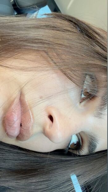 Emily ratajkowski  page leaked private photo uncensored HD quality