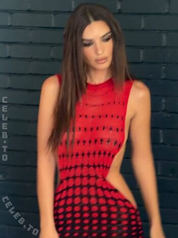 Emily ratajkowski  page leaked private photo uncensored HD quality