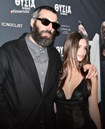Emily ratajkowski  page leaked private photo uncensored HD quality