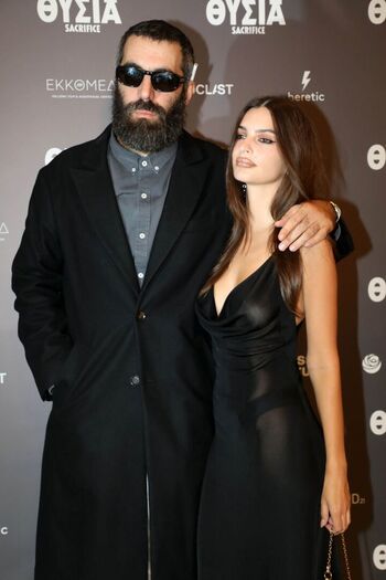 Emily ratajkowski  page leaked private photo uncensored HD quality