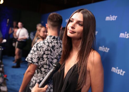 Emily ratajkowski  page leaked private photo uncensored HD quality