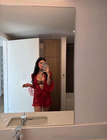 Emily sullivan leaked private photo uncensored HD quality