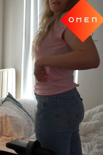 Emilycc leaked private photo uncensored HD quality