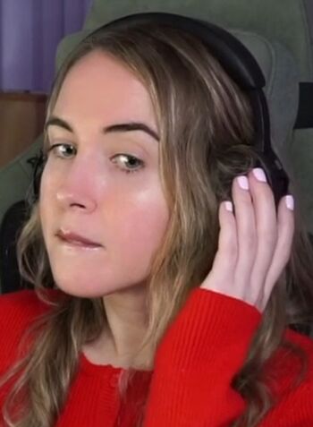 Emilycc leaked private photo uncensored HD quality