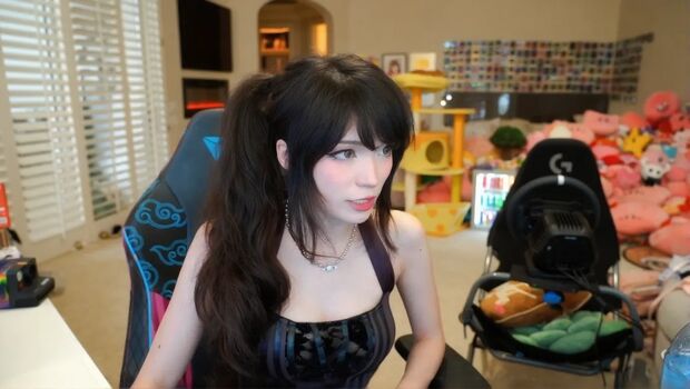 Emiru  page leaked private photo uncensored HD quality