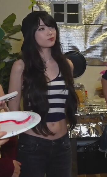 Emiru  page leaked private photo uncensored HD quality