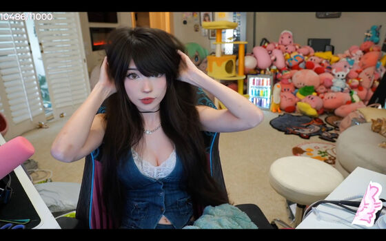 Emiru  page leaked private photo uncensored HD quality